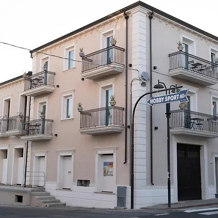 Antico Palazzo Del Corso By Dardano Aparthotel Mirto Crosia