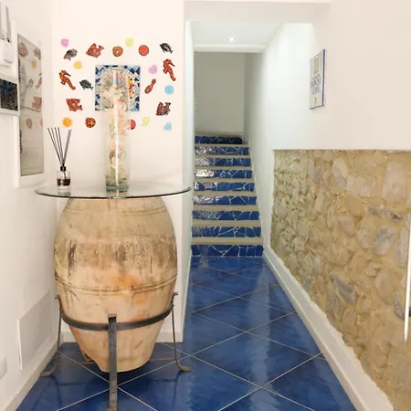 Antico Palazzo Del Corso By Dardano 3* Mirto Crosia