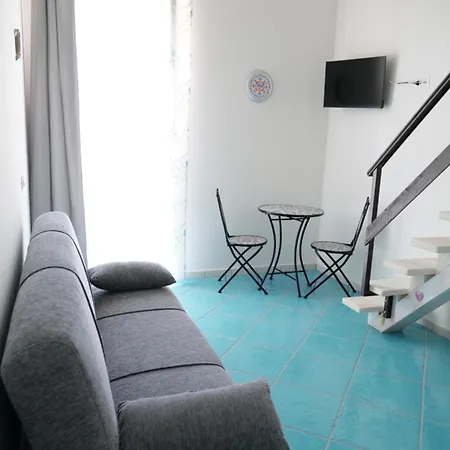 Antico Palazzo Del Corso By Dardano Aparthotel