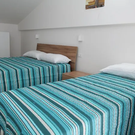 Antico Palazzo Del Corso By Dardano 아파트호텔