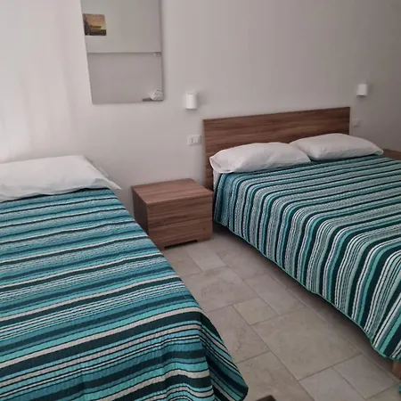 아파트호텔 Antico Palazzo Del Corso By Dardano 미르토 크로시아