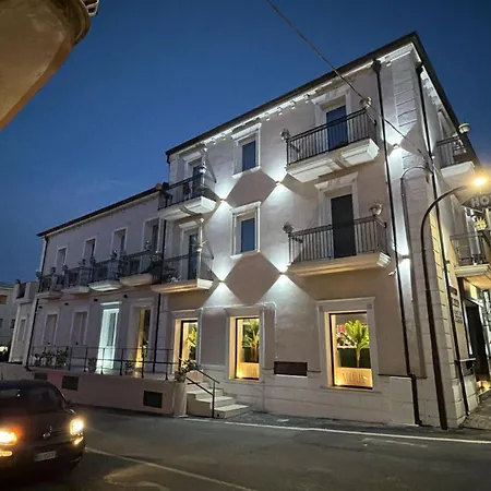 Hotel apartamentowy Antico Palazzo Del Corso By Dardano
