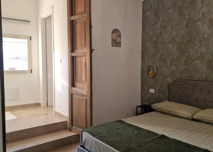 Antico Palazzo Del Corso By Dardano 3* מירטו קרוזיה