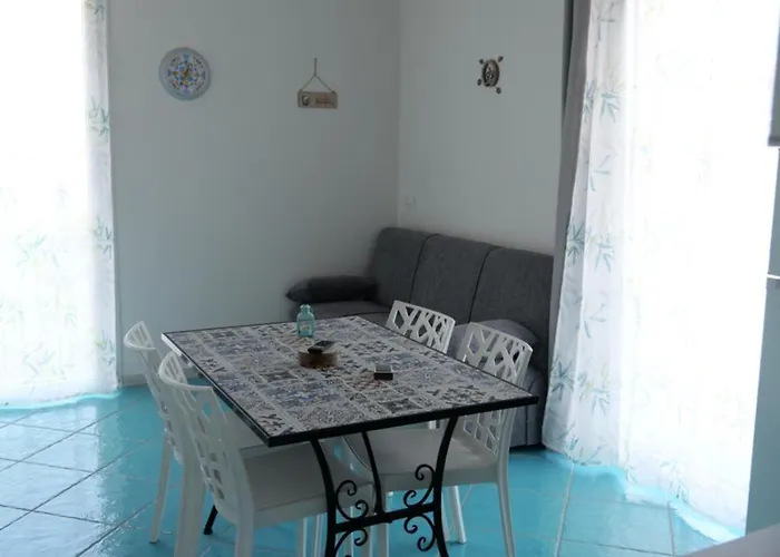 Antico Palazzo Del Corso By Dardano