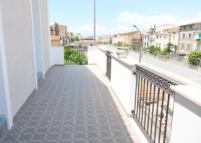 Antico Palazzo Del Corso By Dardano מלון דירות