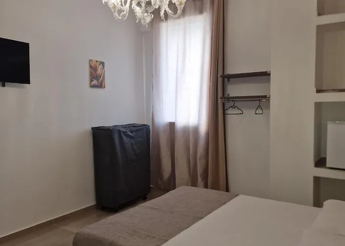 Antico Palazzo Del Corso By Dardano מלון דירות