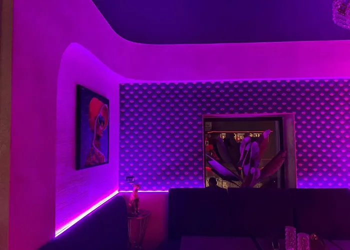 מלון דירות Antico Palazzo Del Corso By Dardano מירטו קרוזיה