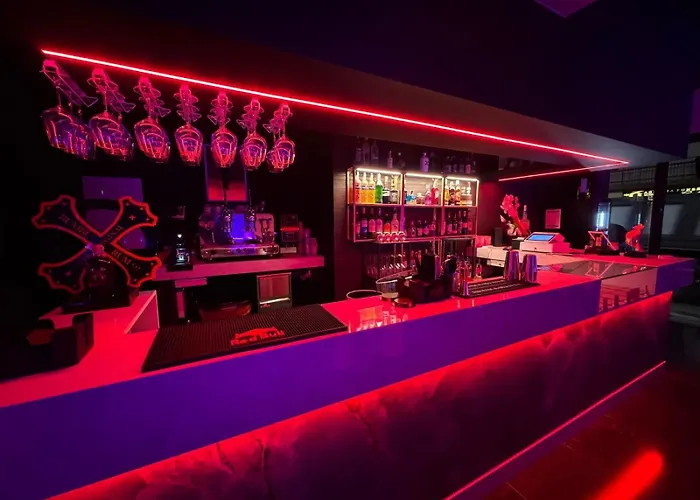 Antico Palazzo Del Corso By Dardano מלון דירות מירטו קרוזיה