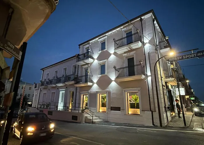 מלון דירות Antico Palazzo Del Corso By Dardano