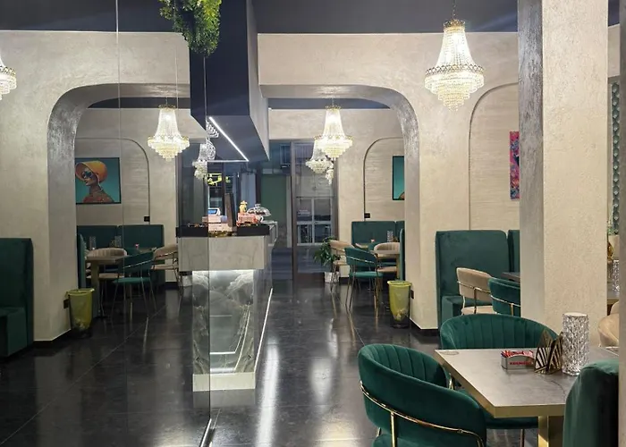 Antico Palazzo Del Corso By Dardano 3*